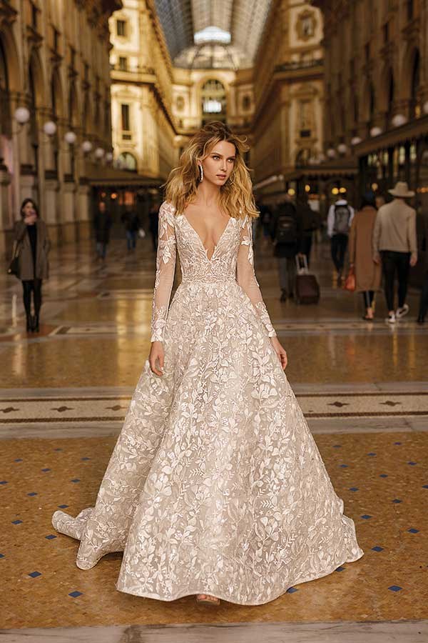 Berta 20-14 wedding dress Milano Collection Primalicia